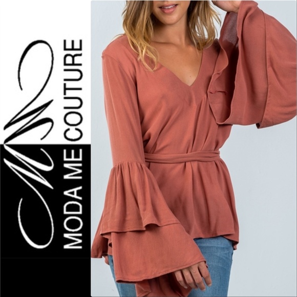 RUST COLORED BELL SLEEVE TOP MADE IN USA - Picture 3 of 4